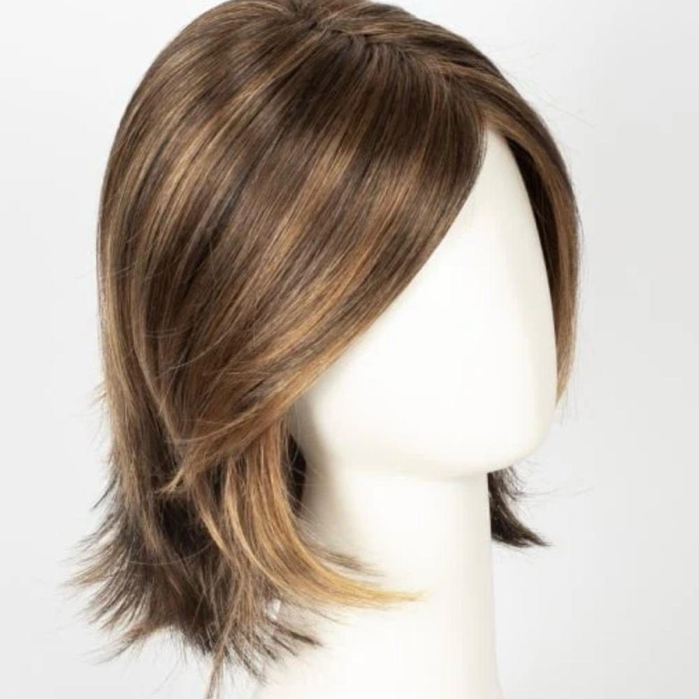Hairdo Textured Fringe Bob Wig in Glazed Hazelnut Brand New(READ) - Picture 14 of 15